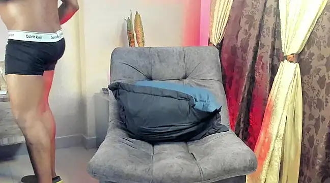 benjamincol online show from March 17, 2025, 2:19 am