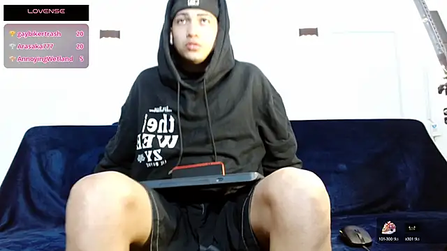 Br4ndxpimm online show from September 27, 2025, 12:44 pm