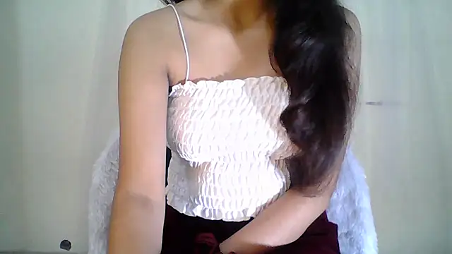 Naughty Nayra online show from September 9, 2025, 4:05 pm