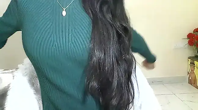 Naughty Nayra online show from January 9, 2025, 3:55 pm