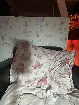 Ninabrunette18 online show from March 1, 2026, 8:36 am