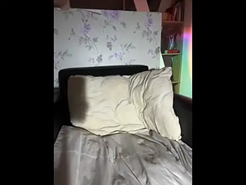 Ninabrunette18 online show from March 6, 2026, 8:53 am