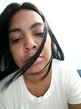 Brendabluee online show from February 14, 2026, 3:01 pm