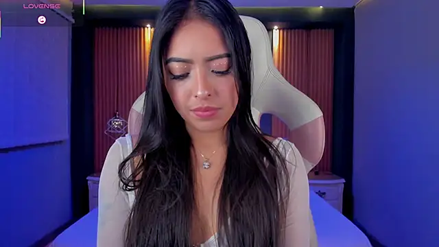 Camila dupont online show from September 17, 2025, 4:14 am