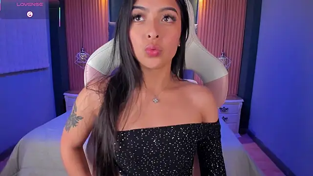 Camila dupont online show from September 24, 2025, 3:57 am