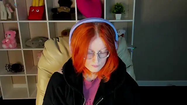 ElizabethHarpper online show from February 11, 2026, 9:20 am