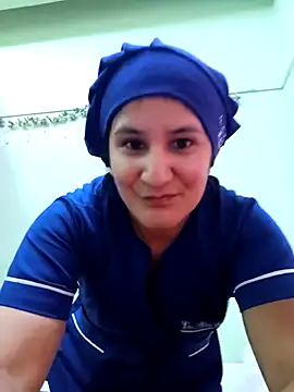 rosifernan online show from February 6, 2025, 7:40 pm