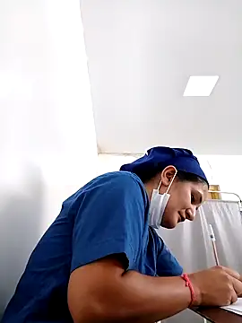 rosifernan online show from February 7, 2025, 7:38 pm