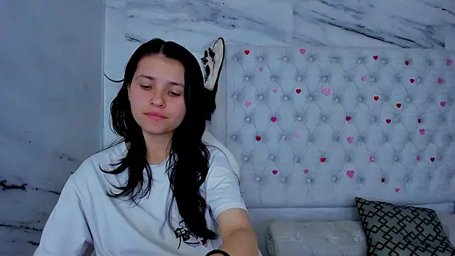 arissha lee online show from February 8, 2026, 9:56 pm