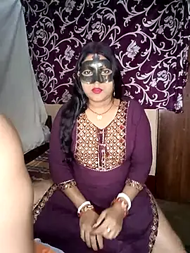 Hot muskaan online show from November 3, 2025, 5:12 am