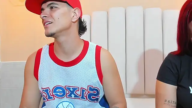 DAVID VICTORIAA online show from March 11, 2025, 1:12 pm