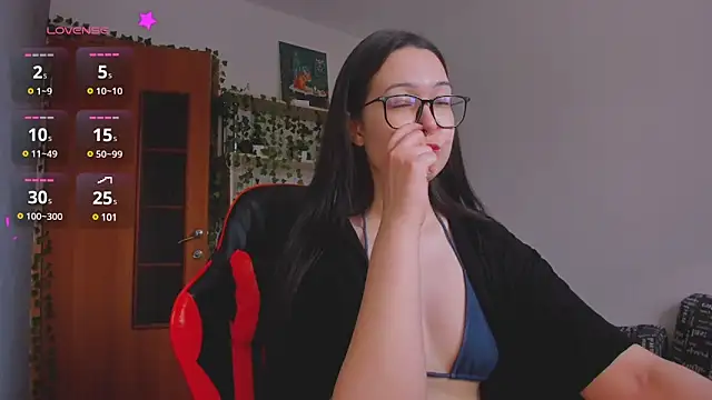 Snapshot of kittenrisha chatting on March 4, 2025, 7:19 am kittenrisha online show from March 4, 2025, 7:19 am