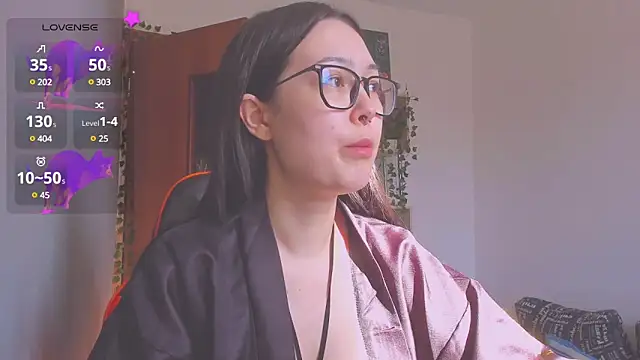 Snapshot of kittenrisha chatting on March 21, 2025, 5:43 am kittenrisha online show from March 21, 2025, 5:43 am