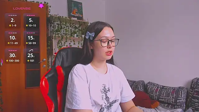 Snapshot of kittenrisha chatting on February 26, 2025, 10:16 am kittenrisha online show from February 26, 2025, 10:16 am