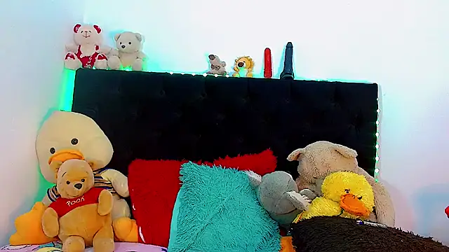 Alextwink online show from October 23, 2025, 11:47 pm