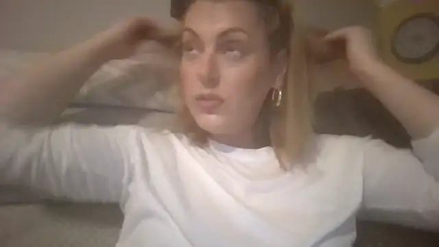 Gigi-Honey online show from September 19, 2025, 8:46 pm