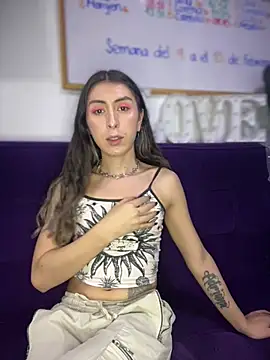 Sara Davina online show from February 14, 2026, 11:49 pm