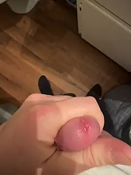 bblbutttwink online show from February 17, 2025, 6:09 am