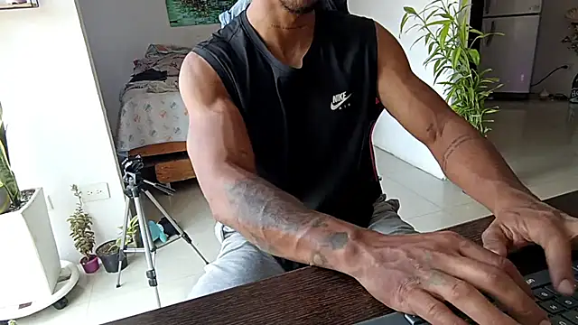 Adam Valenciia online show from February 14, 2026, 5:02 pm