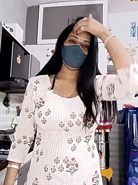 Best-Couple online show from February 9, 2026, 3:37 am