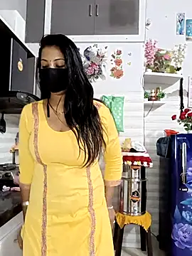 Best-Couple online show from March 20, 2026, 3:29 am