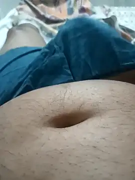 jemes21in online show from March 18, 2025, 7:01 pm