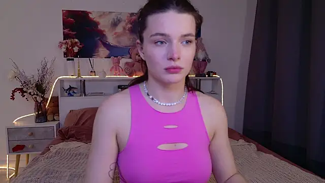 Nellie Medina online show from March 26, 2026, 8:29 pm