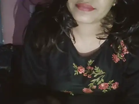 Hot-shanvi online show from October 5, 2025, 6:15 am