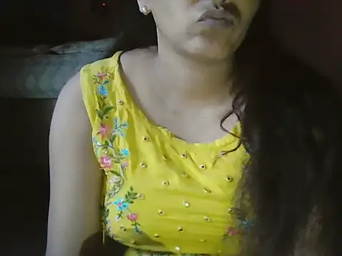 Hot-shanvi online show from September 12, 2025, 6:46 am