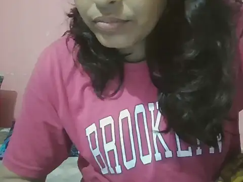 Hot-shanvi online show from September 24, 2025, 2:29 am