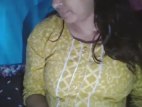 Hot-shanvi online show from June 1, 2026, 11:32 am