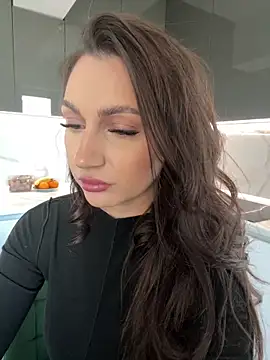 claraxjoyy online show from March 8, 2025, 8:44 am