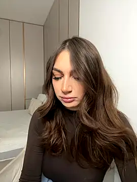 claraxjoyy online show from October 15, 2025, 4:11 am