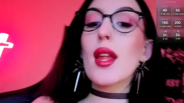 Snapshot of Miss_Alice__ chatting on April 12, 2026, 10:57 pm Miss Alice online show from April 12, 2026, 10:57 pm