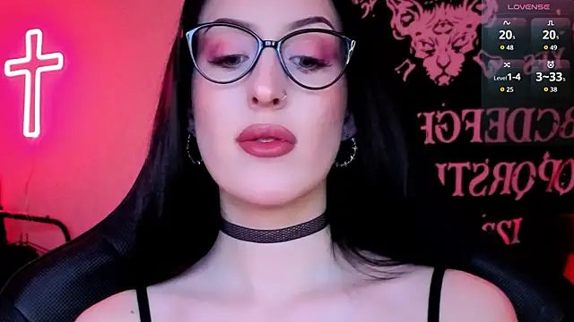 Snapshot of Miss_Alice__ chatting on March 29, 2026, 11:06 pm Miss Alice online show from March 29, 2026, 11:06 pm