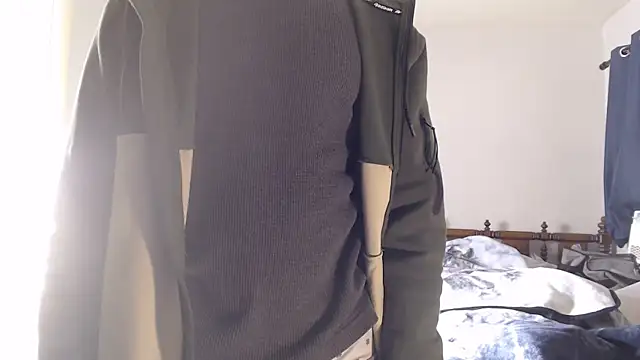 Snapshot of dominatingblacklove chatting on January 21, 2025, 4:10 am dominatingblacklove online show from January 21, 2025, 4:10 am