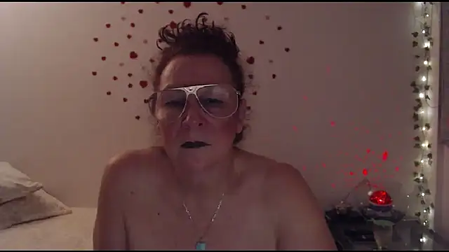 milchanel online show from April 18, 2026, 6:38 am