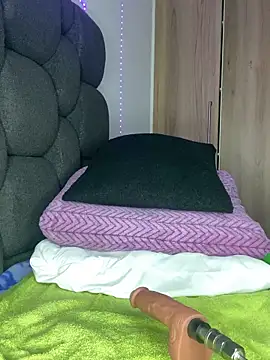 Thando04 online show from September 22, 2025, 11:44 pm