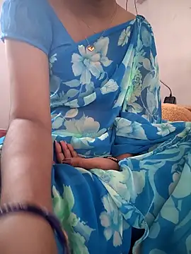 Snapshot of lovelygirl4567 chatting on April 13, 2026, 5:33 am lovelygirl4567 online show from April 13, 2026, 5:33 am