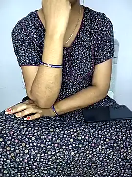 lovelygirl4567 online show from February 28, 2026, 4:39 pm