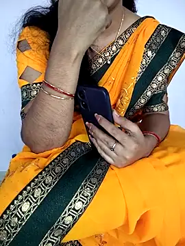 Snapshot of lovelygirl4567 chatting on March 27, 2026, 6:44 am lovelygirl4567 online show from March 27, 2026, 6:44 am