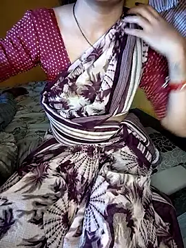 lovelygirl4567 online show from October 7, 2025, 5:08 am