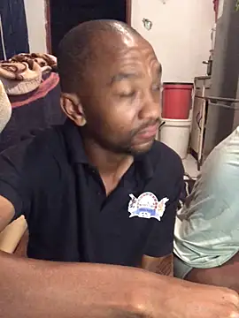 MKbesxxx online show from April 11, 2026, 9:29 pm