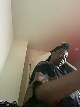 DamnBubbles online show from May 18, 2026, 5:23 am