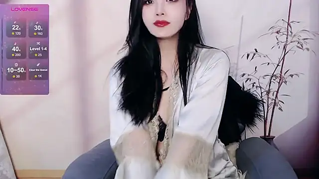 xiaotiantian-76 online show from March 9, 2025, 12:20 pm