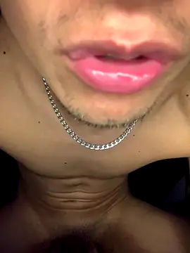 gabrielzinnnn085 online show from October 1, 2025, 2:27 am