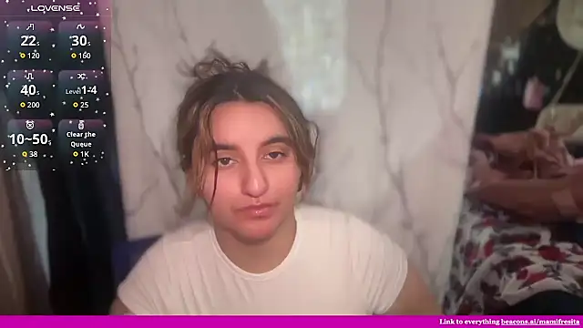 mamifresita online show from March 23, 2026, 6:52 pm