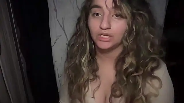 Snapshot of mamifresita chatting on November 23, 2025, 3:49 am mamifresita online show from November 23, 2025, 3:49 am