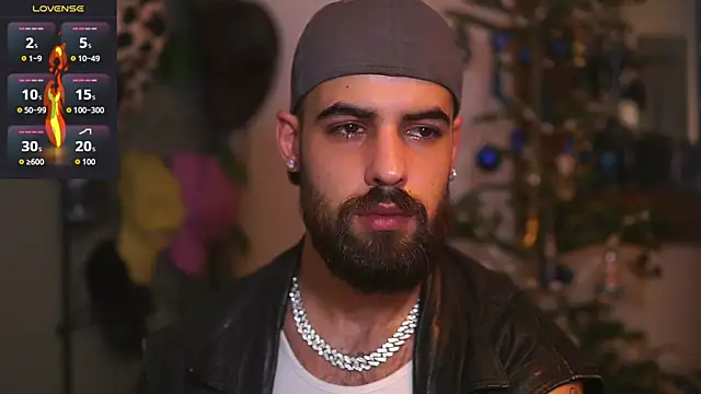 HairyRobxxx online show from December 17, 2025, 4:12 pm