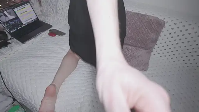 Snapshot of SexyGames chatting on December 2, 2025, 11:17 pm SexyGames online show from December 2, 2025, 11:17 pm